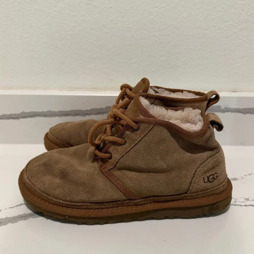 UGG Neumel Chestnut Suede Lace Up Chukka Boots Women Size 7 Winter Sheepskin